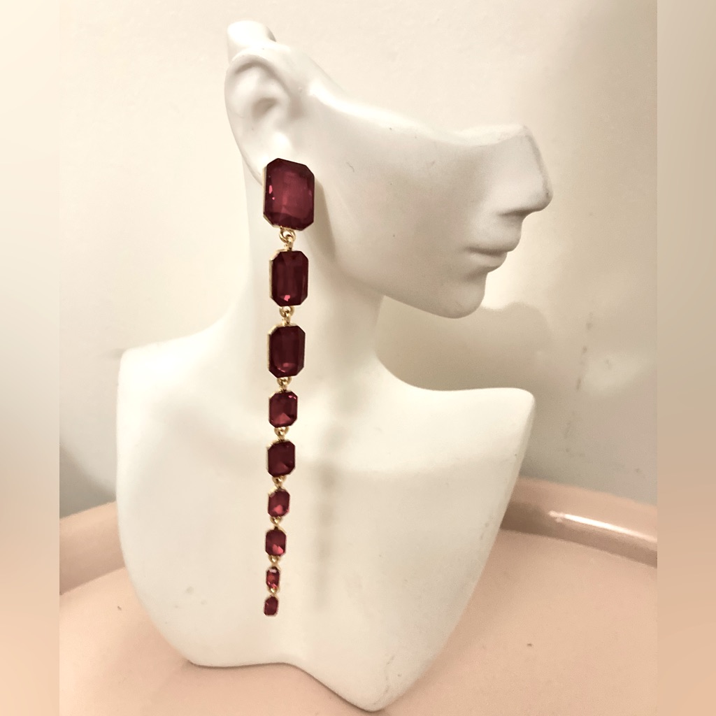 Eye Candy Red Dangling Earrings